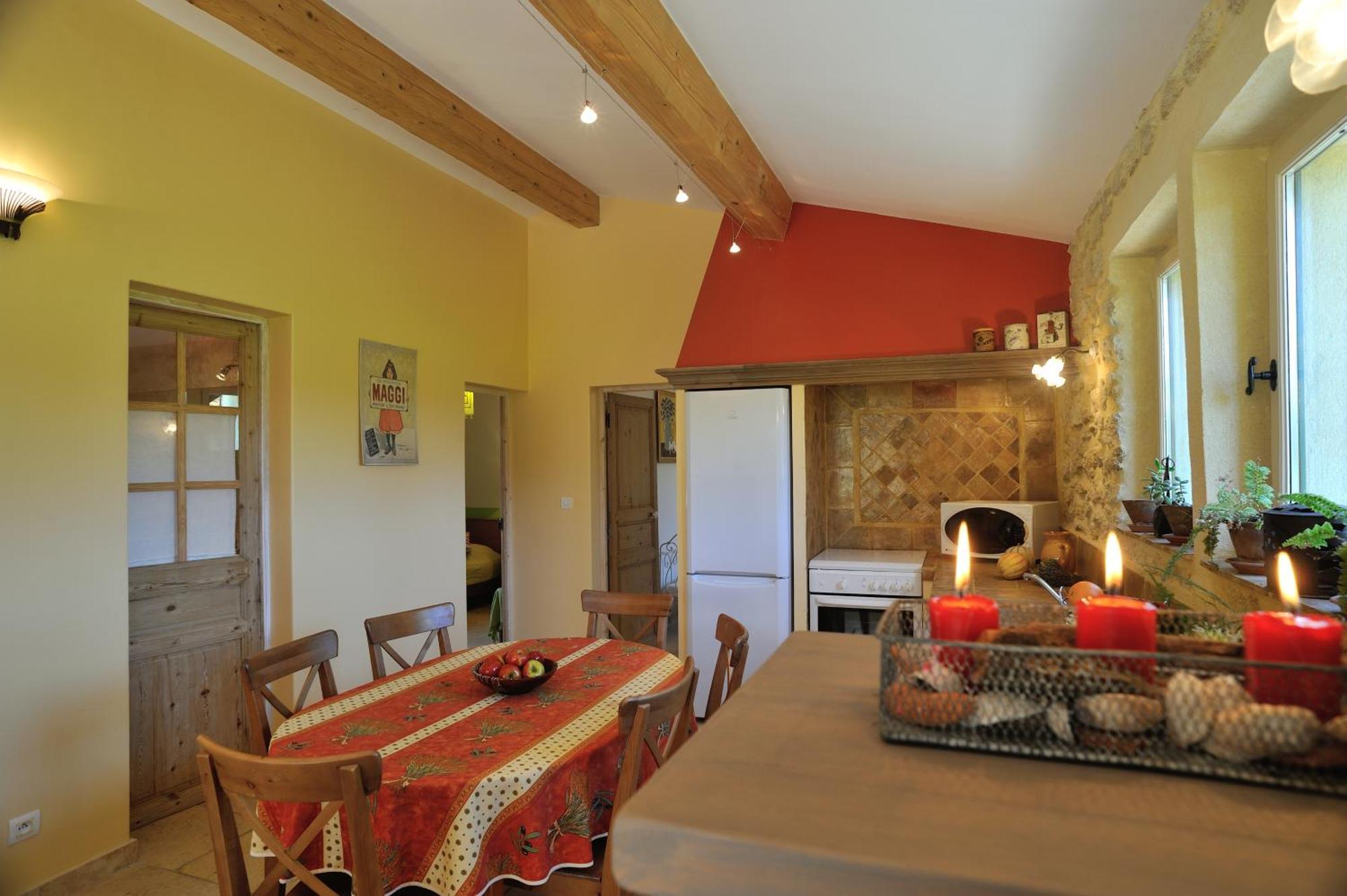 Gites Domaine Des Machottes Grans ภายนอก รูปภาพ